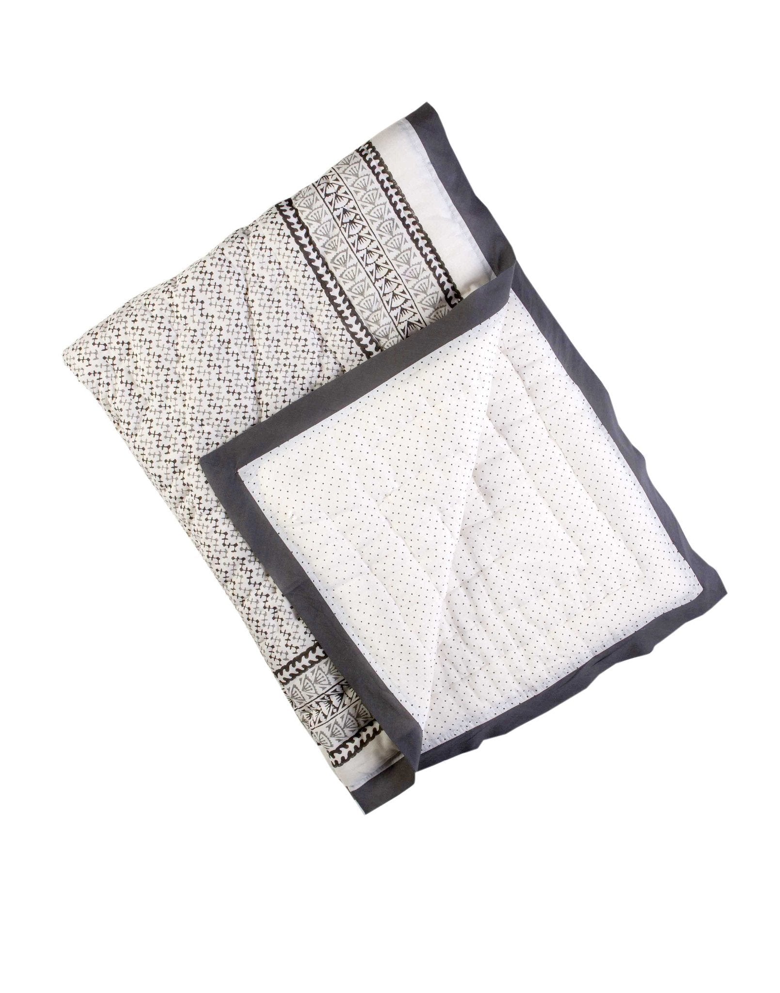 Artisan Comfort Reversible Cotton Quilt – Hand-Quilted & Naturally Hypoallergenic