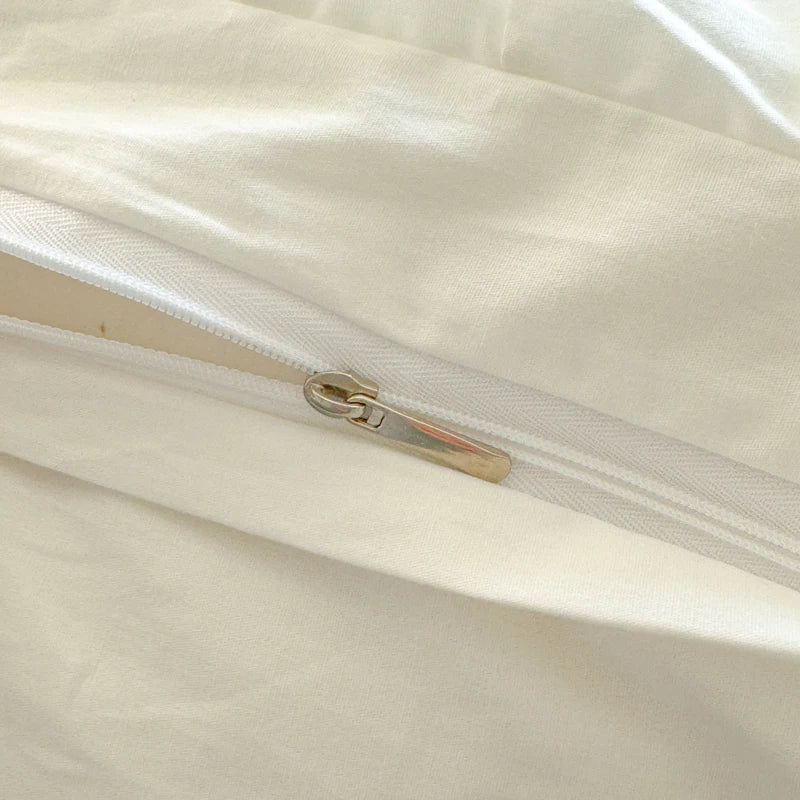 Exquisite Lace Ruffle Bedding Set – Timeless Romance & Comfort