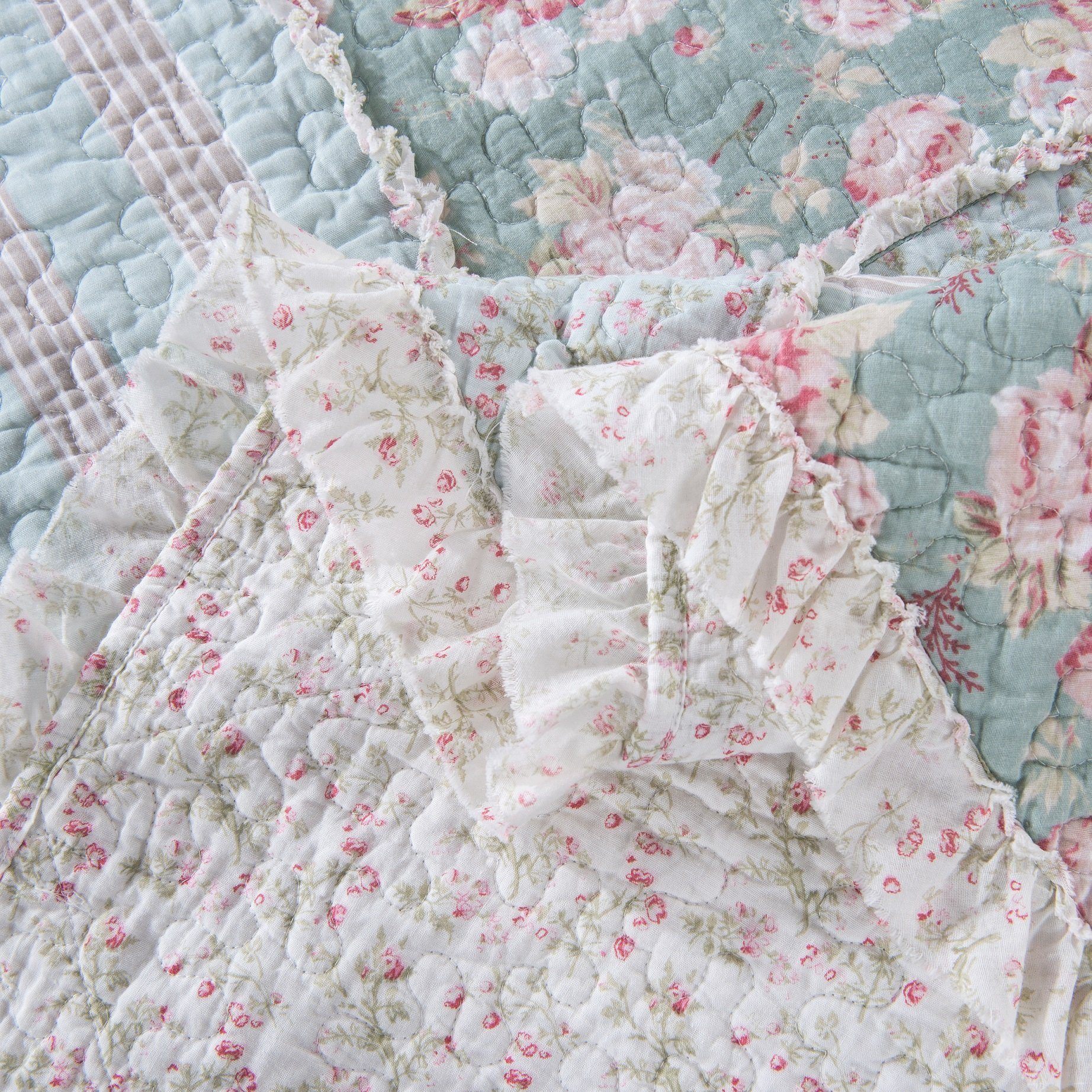 Hint of Mint Floral Patchwork Cotton Ruffle Quilt Set ND