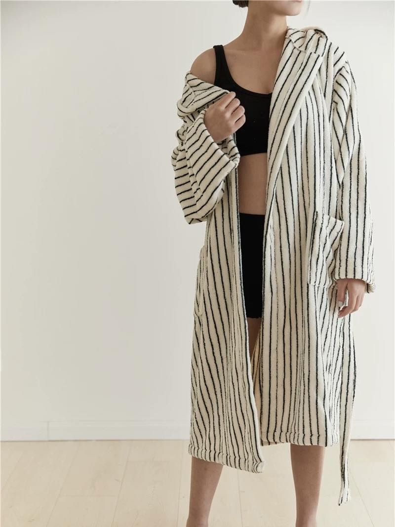 Luxe Organic 100% Cotton Hooded Bathrobe