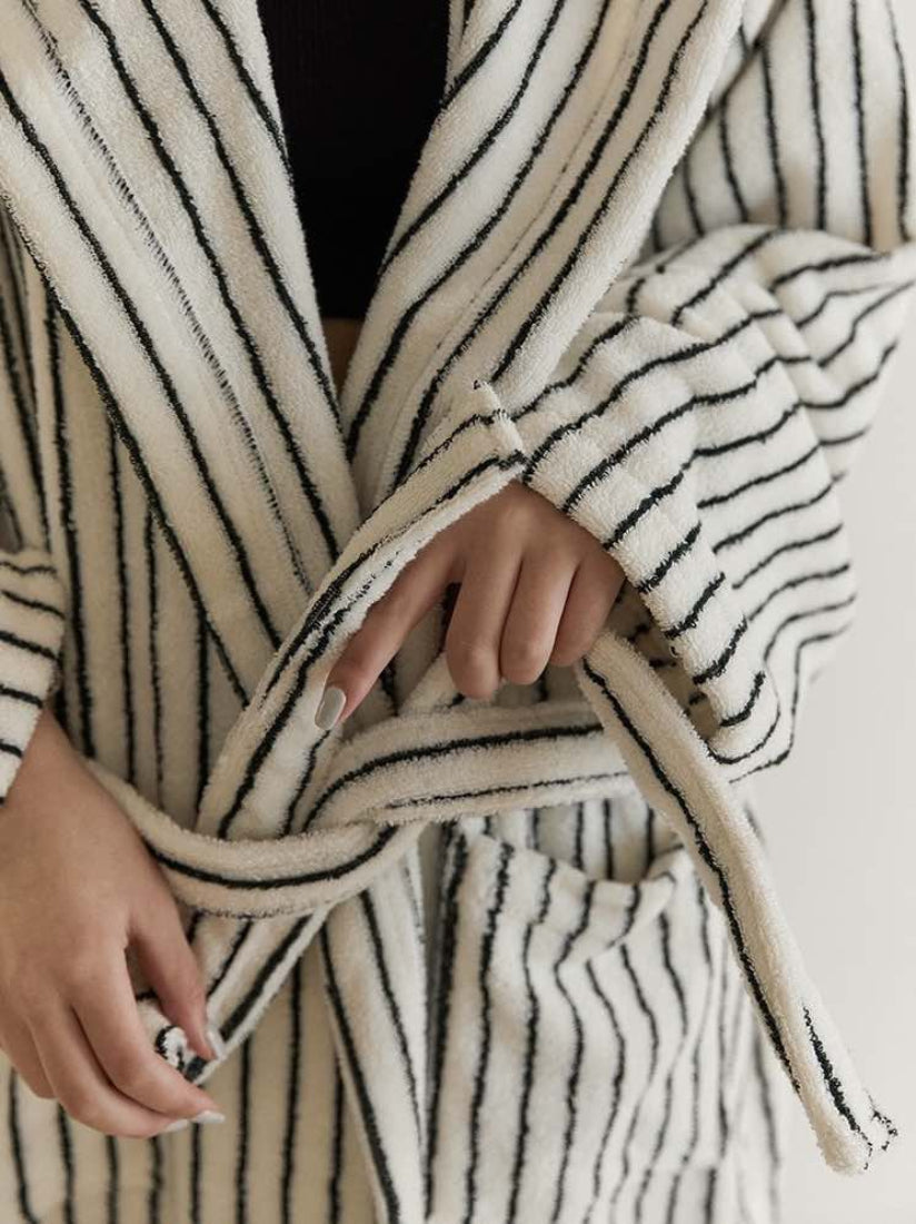 Luxe Organic 100% Cotton Hooded Bathrobe